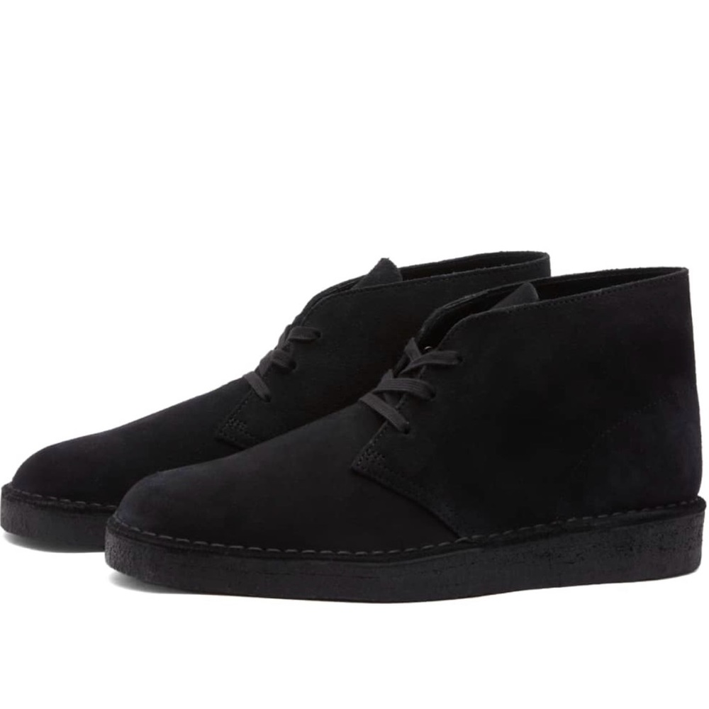 CLARKS ORIGINALS DESERT BOOT
Black Suede